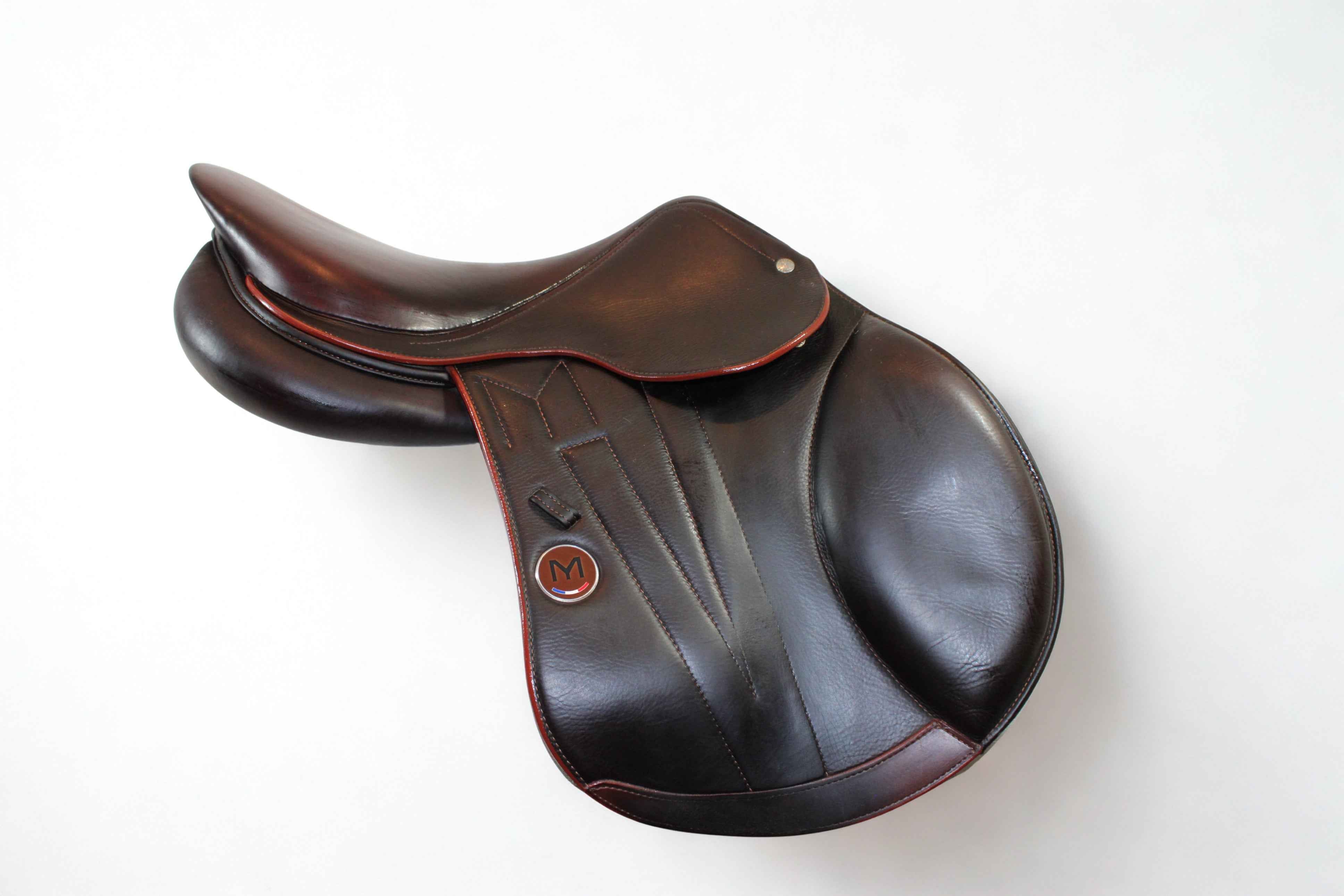 Meyer Act 2 - 17.5" - Medium Wide Tree