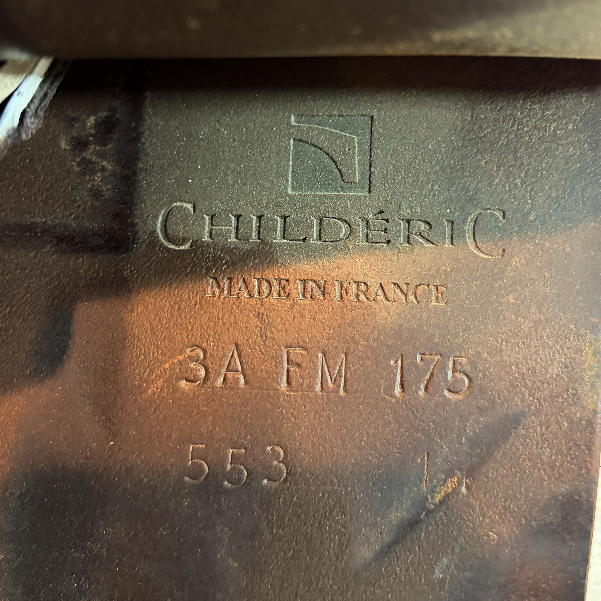 Childeric FM - 17.5" - Medium Wide Tree