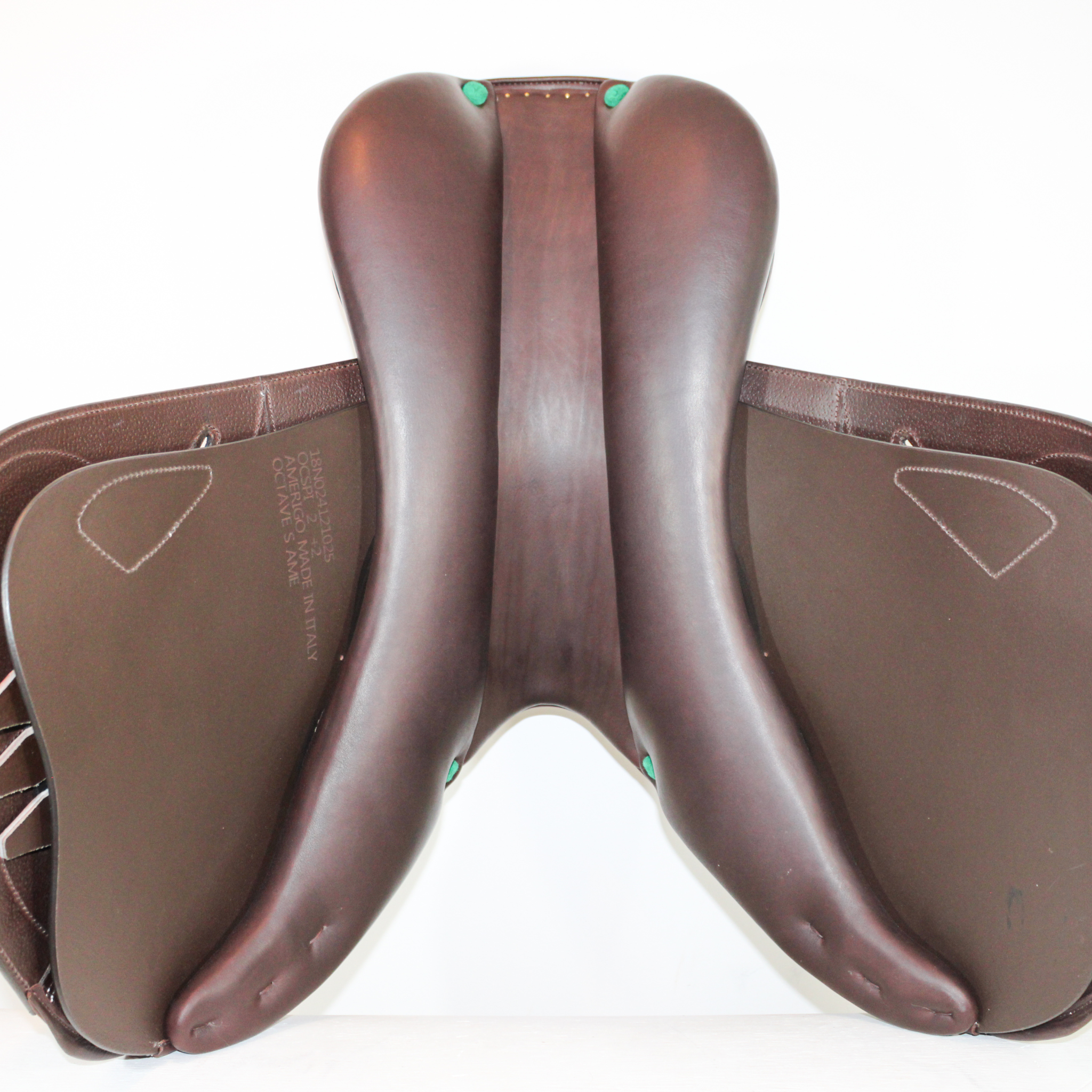 Amerigo Octave jump saddle in brown Pinerolo calf leather; underside panel view