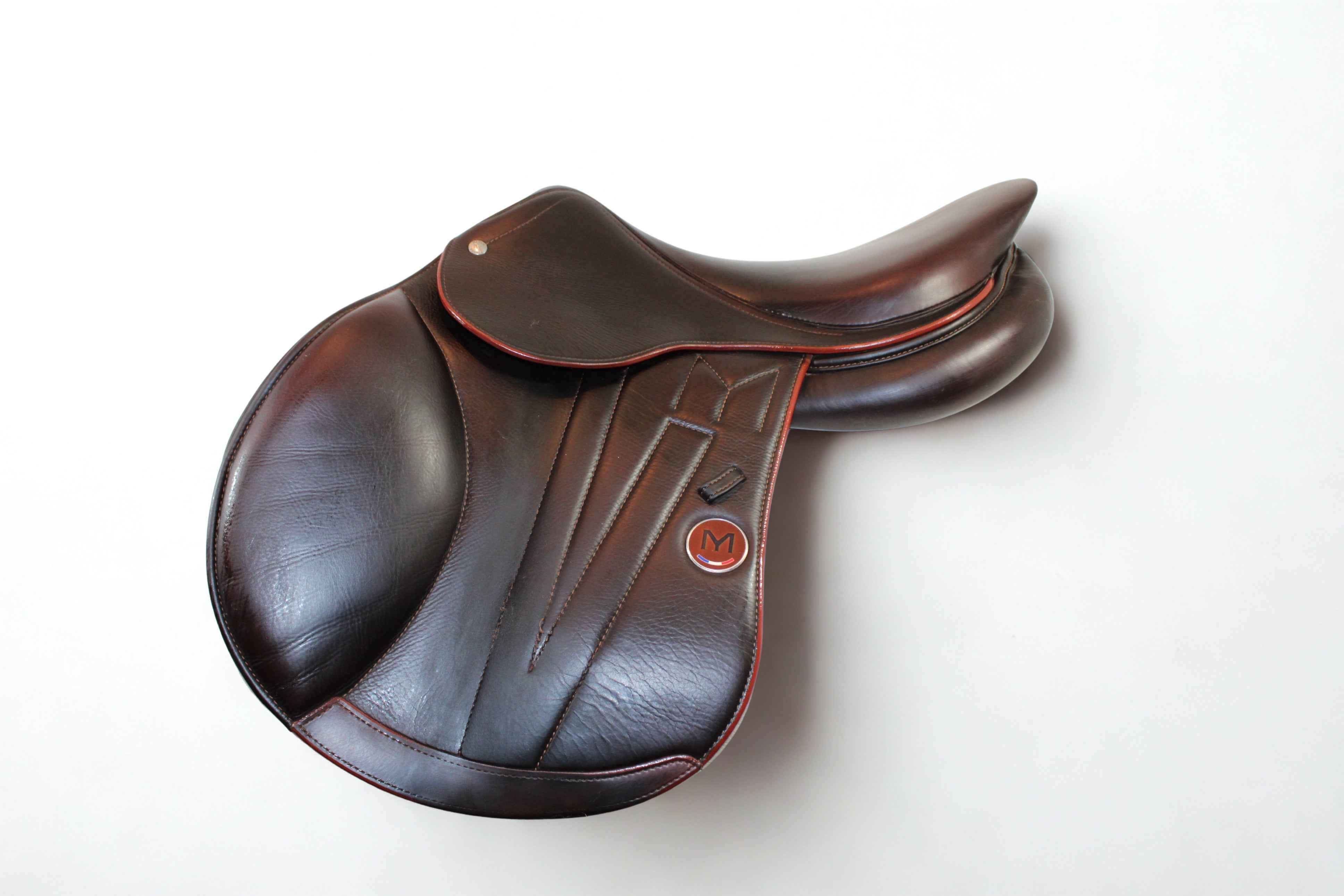 Meyer Act 2 - 17.5" - Medium Wide Tree