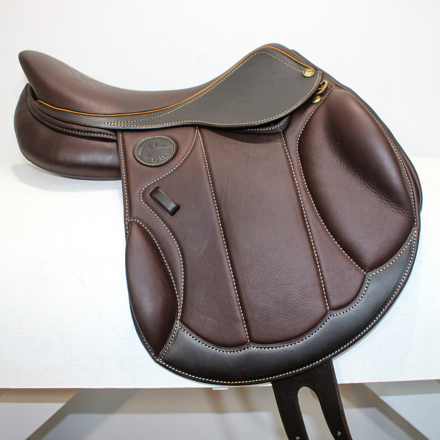 Ucha Eventing - 17.5" Medium Tree