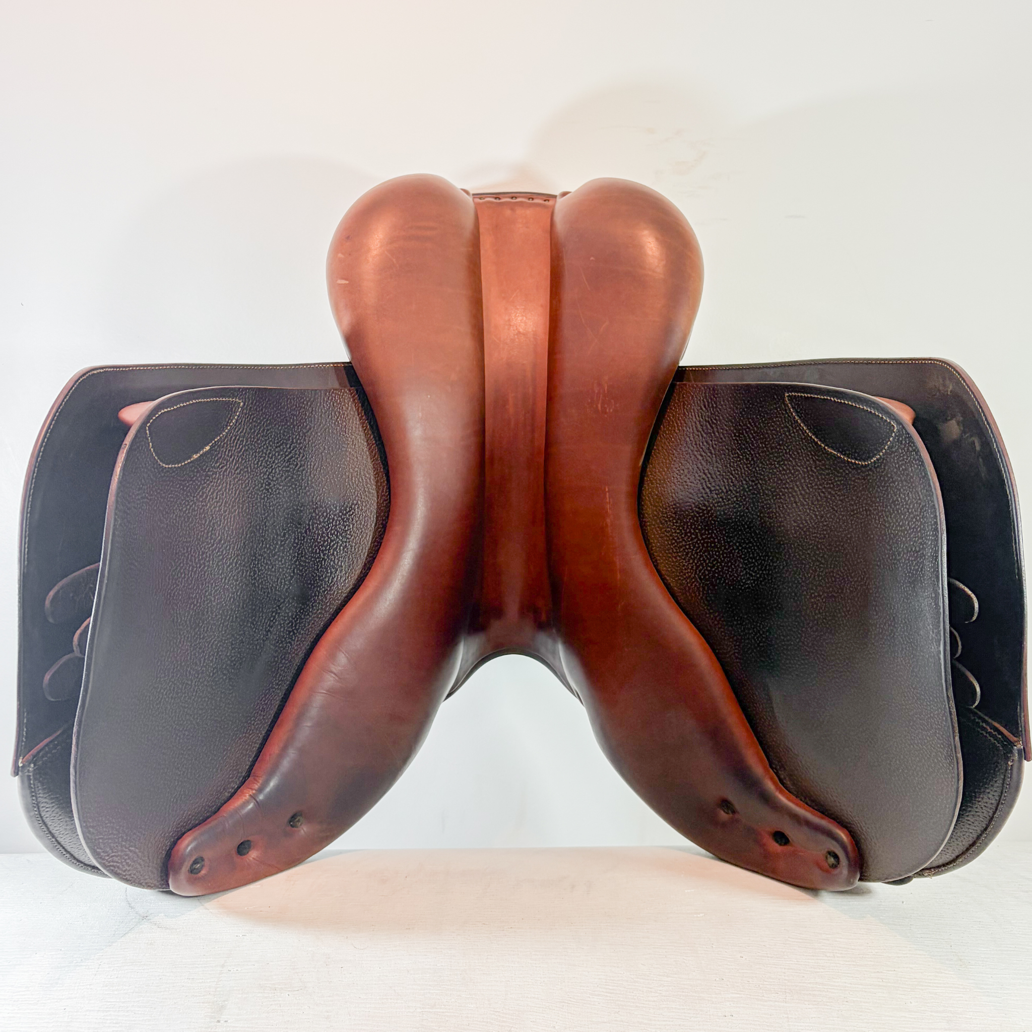 Childeric FM - 17.5" - Medium Wide Tree