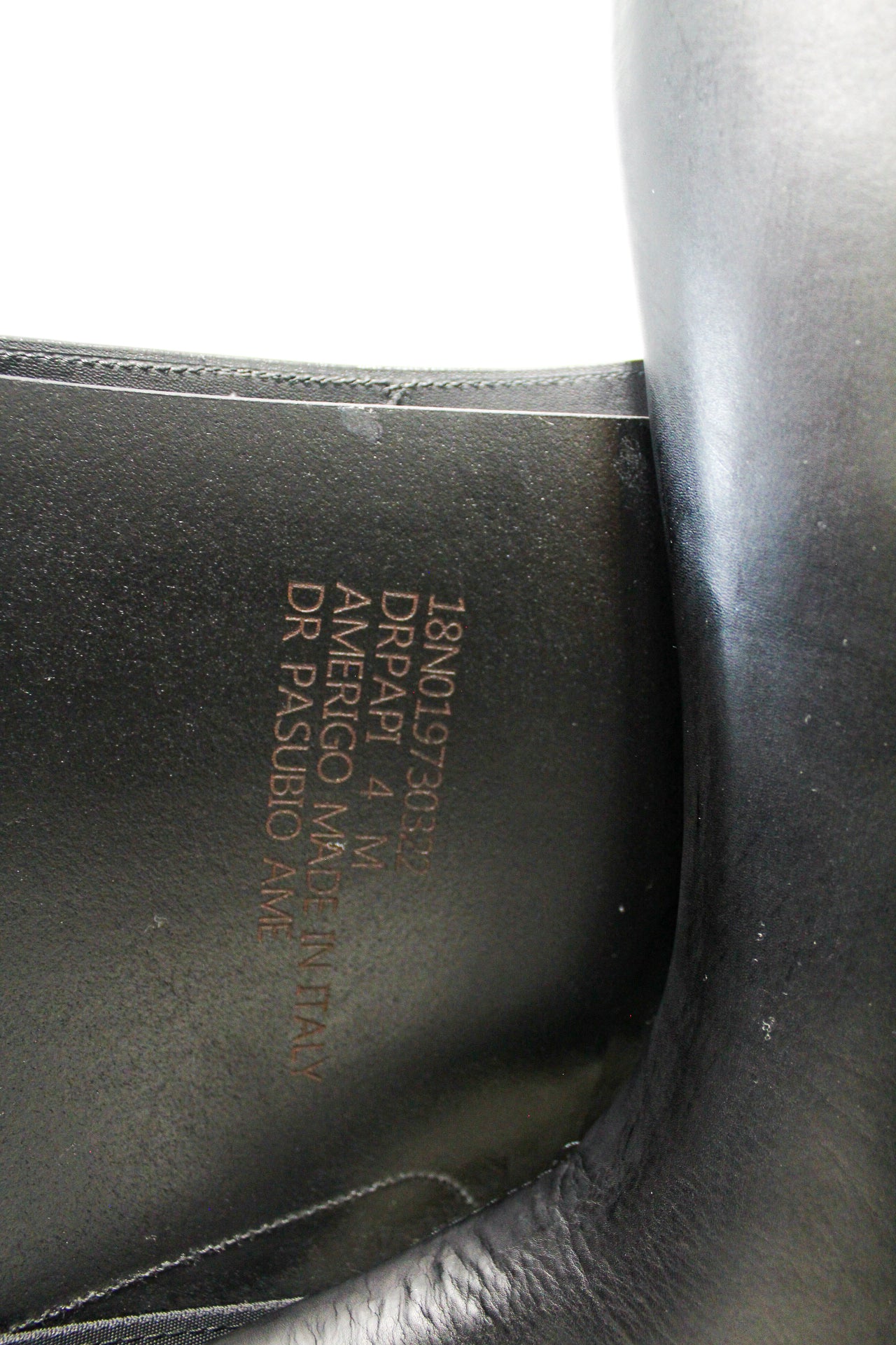 Close up of saddle stamp:

"18N019730322
DRPAPI 4 M
AMERIGO MADE IN ITALY
DR PASUBIO AME"