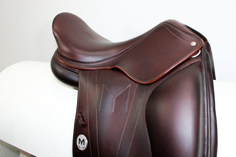 Meyer Dressage - 17.5" - AO1 Tree