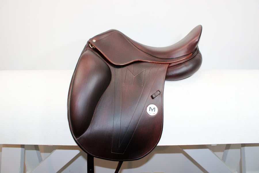 Meyer Dressage - 17.5" - AO1 Tree