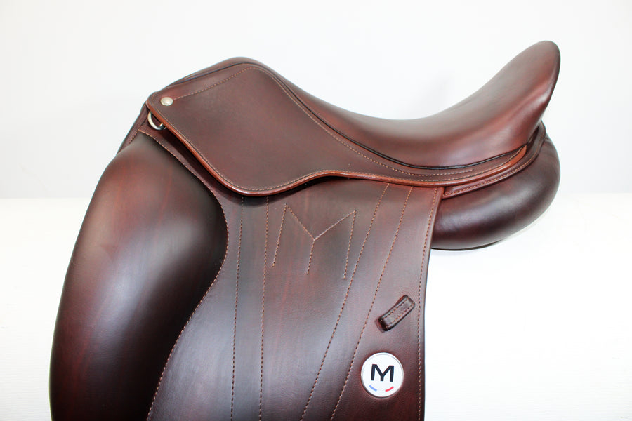 Meyer Dressage - 17.5" - AO1 Tree