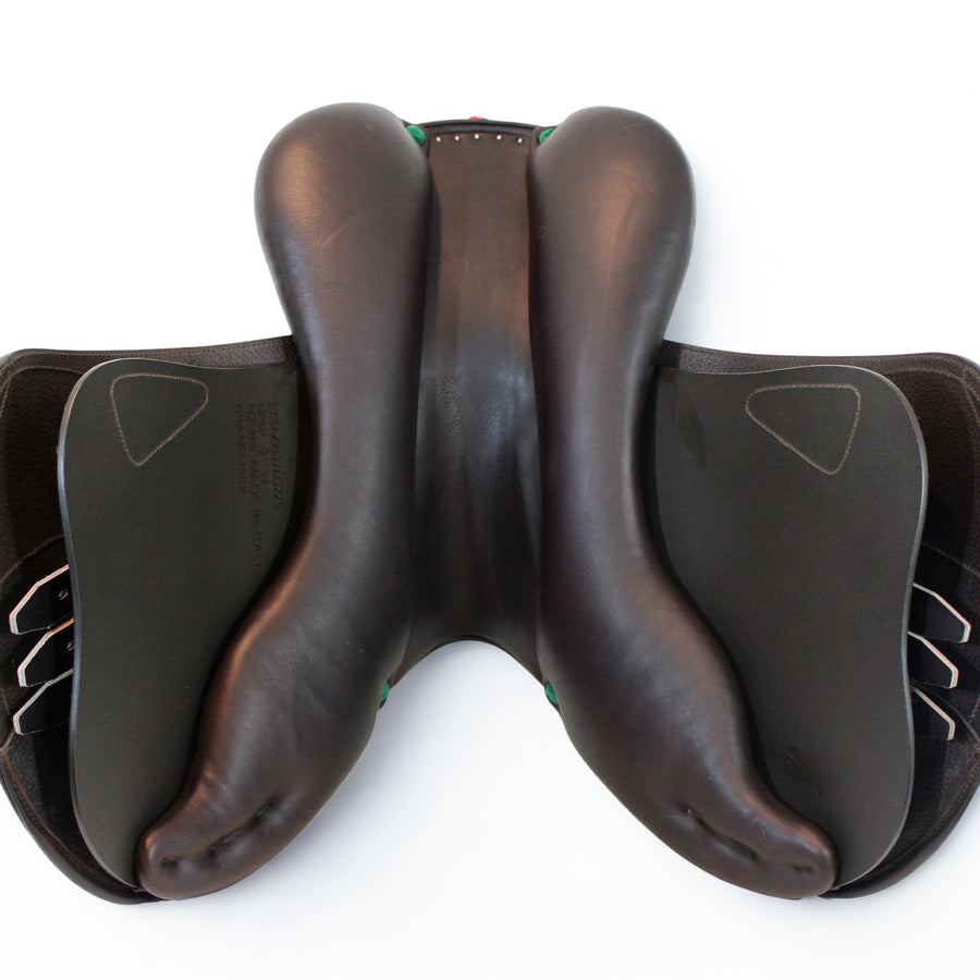 Equipe Grand Prix - 17.5" - Medium/Medium Wide (27.5 cm)